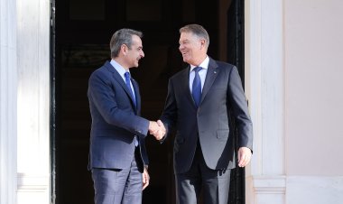 Întrevedere Klaus Iohannis și Kyriakos Mitsotakis, la Atena; au discutat despre asigurarea securităţii energetice