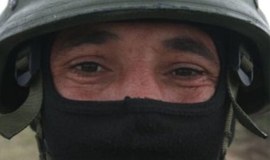 Un parașutist militar a murit în urma unor salturi programate. Bărbatul de 49 de ani avea doi copii.