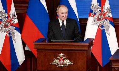 Curtea Penală Internaţională a emis mandat de arestare pe numele lui Vladimir Putin