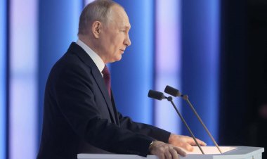Vladimir Putin a anunţat modernizarea armatei ruse