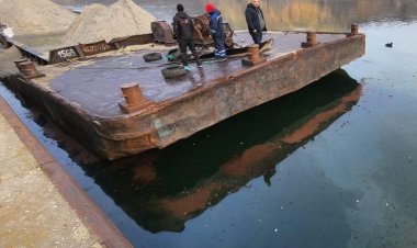 O barjă încărcată cu nisip s-a scufundat pe canalul Poarta Albă – Midia Năvodari