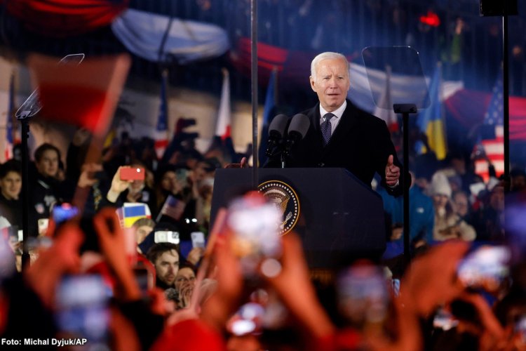 Biden: Noi vrem ca și oamenii din Moldova să-și câștige libertatea. Biden a cerut un rând de aplauze pentru Maia Sandu