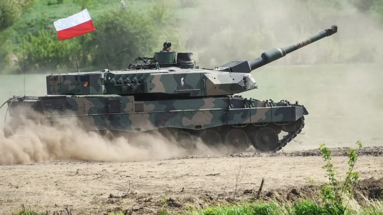 Polonia va oferi Ucrainei încă 60 de tancuri şi poate primi 2.500 de soldaţi ucraineni răniţi
