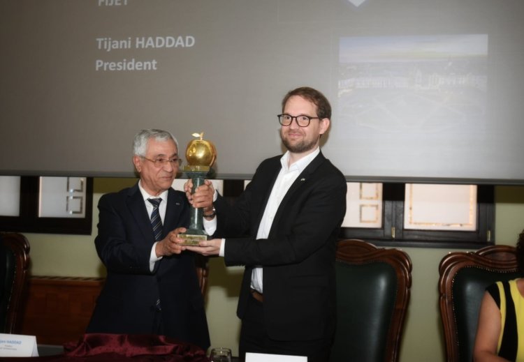 Timișoara a primit trofeul MĂRUL DE AUR, pentru promovarea turismului prin programul Capitala Culturală