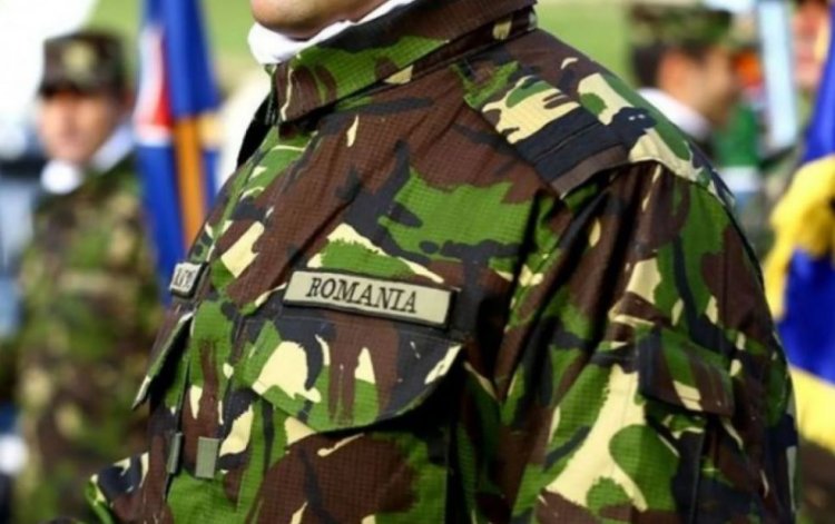 Elevii și studenții militari primesc norma de hrană în bani