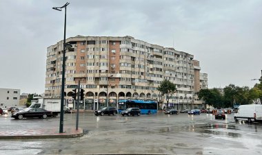 În intersecția de la Trocadero va fi întreruptă semaforizarea pentru cinci zile