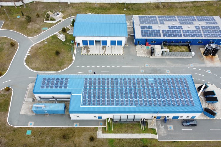 RAJA Constanta construieşte cu bani europeni opt parcuri fotovoltaice