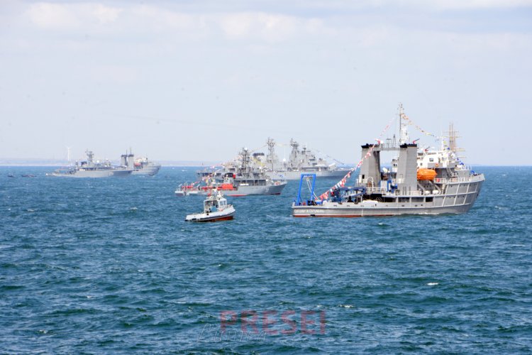 FOTO - Repetiții de Ziua Marinei Române