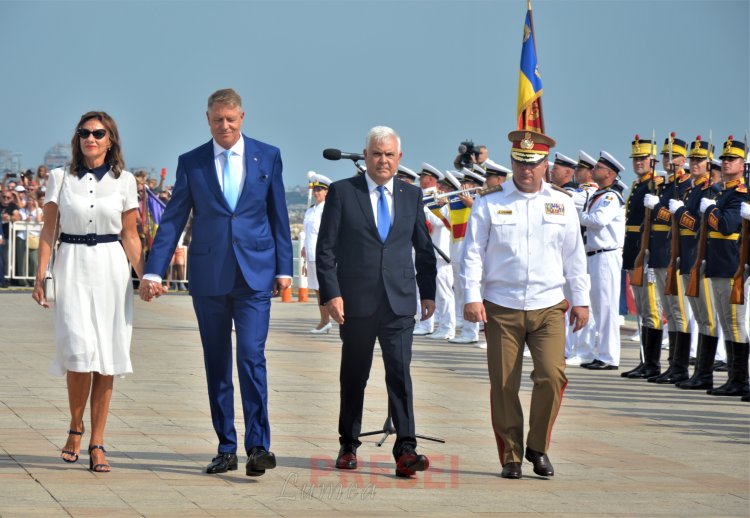 FOTO - Preşedintele Klaus Iohannis, prezent la ceremoniile de Ziua Marinei Române