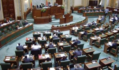 Reforma pensiilor speciale a trecut de Senat