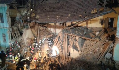 Un perete al unui internat din Odorheiul Secuiesc s-a prăbuşit peste copii