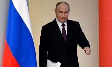 Putin: Occidentalii vor să frâneze și să slăbească Rusia