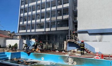 Incendiu la hotelul Parc din staţiunea Mamaia