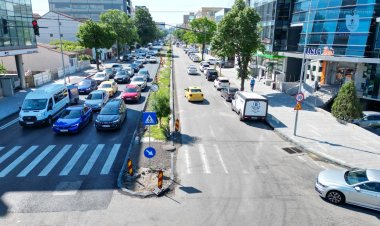 Sâmbătă, traficul rutier va fi restricționat total pe un sens de pe bulevardul Mamaia