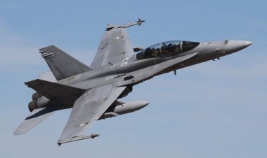 Aeronave F-18 Hornet finlandeze au aterizat la Mihail Kogălniceanu