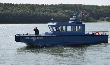O nouă șalupă rapidă de intervenție a intrat în serviciul Forțelor Navale Române