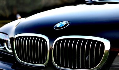 BMW recheamă în service 1,5 milioane de maşini