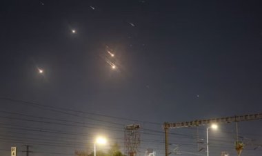 Iranul a atacat Israelul cu rachete balistice. Au fost lansate cel puțin 250 de rachete
