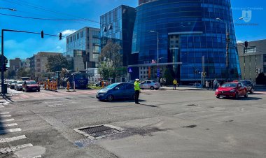 Semaforizarea în intersecția de la Delfinariu este întreruptă săptămâna aceasta