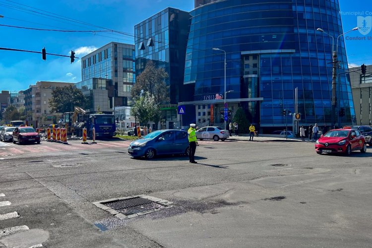 Semaforizarea în intersecția de la Delfinariu este întreruptă săptămâna aceasta