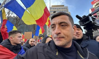 George Simion și parlamentarii AUR merg la Parchetul General pentru a-l susține pe Călin Georgescu