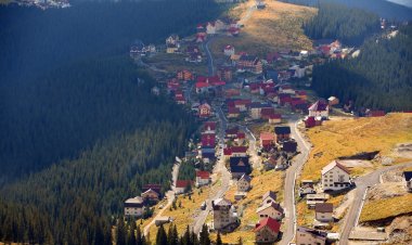INSSE: România a depășit în premieră pragul de 14 milioane de sosiri în unități de cazare turistice