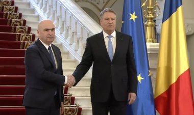 Iohannis a plecat cu onoruri militare. Iohannis către Bolojan: Aveți grijă de România. Doamne ajută!