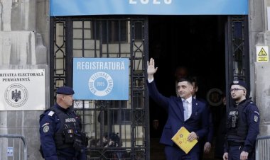 George Simion, la depunerea candidaturii: Voi deveni ținta sistemului în următoarele 2 luni