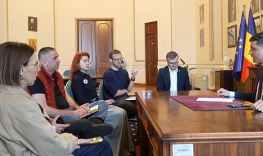 Jurnaliști filmați de George Simion fără știrea lor: Vreți să mă chemați să mă umiliți, să vă fac și rating?