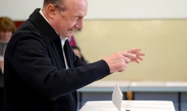 Băsescu: Poporul decide între un candidat pro-Moscova și unul pro-atlantic