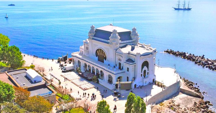 A început Mega Infotripul sezonului 2025 pe Riviera Românească