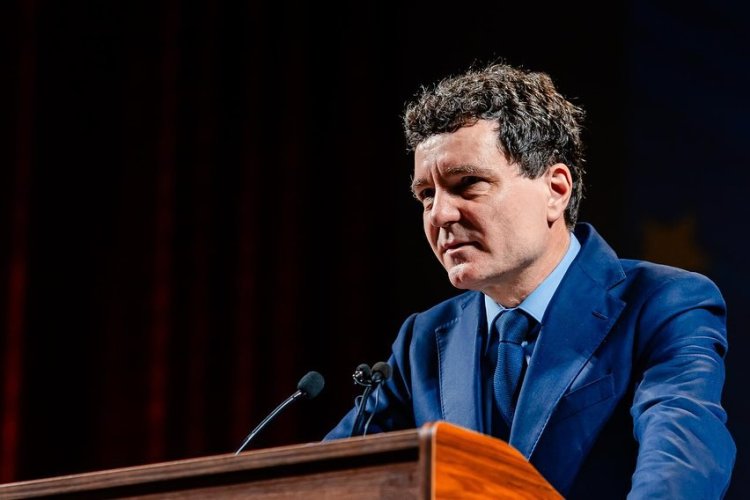 Nicușor Dan: Este nevoie de un director civil la SRI, foarte probabil e nevoie de un nou director la SIE