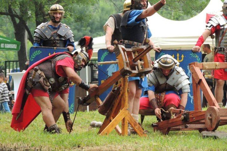 Mamaia devine gazda unui eveniment cultural inedit și captivant: spectacole de reconstituiri istorice