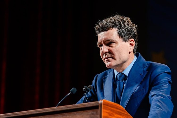 Nicușor Dan: Este nevoie de un director civil la SRI, foarte probabil e nevoie de un nou director la SIE