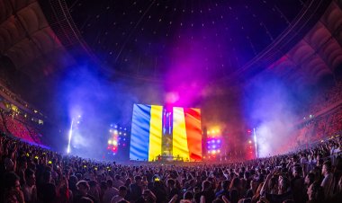 Peste 45.000 de participanți au petrecut în prima zi a celui mai tare festival din București