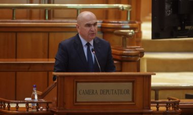 Moțiunea de cenzură inițiată de Opoziție - respinsă de plen