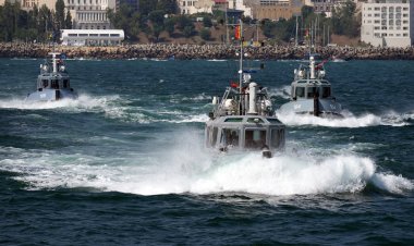 Repetiție generală de Ziua Marinei Române cu mii de militari şi nave de luptă