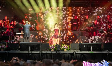 Mamaia, din nou capitala muzicii ușoare. A început Festivalul Național de Muzică Ușoară Mamaia 2025