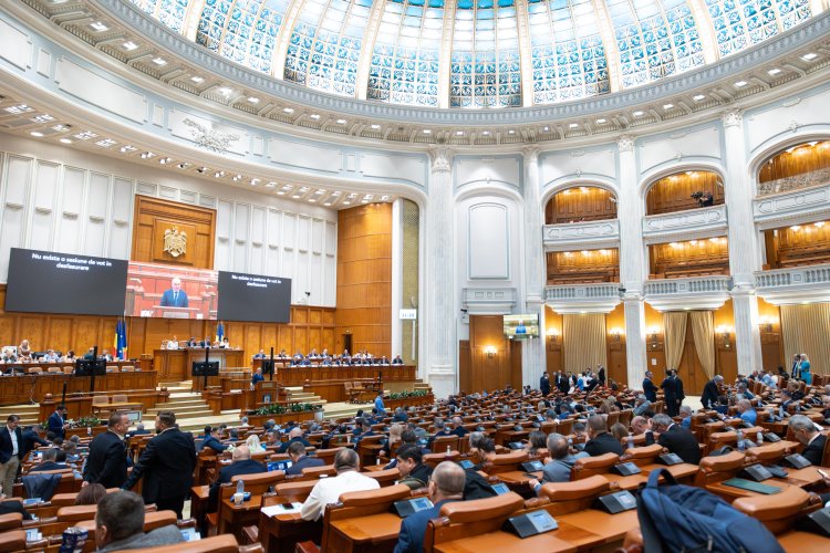 Eșec pe linie în Parlament pentru opoziție. Au picat toate cele patru moțiuni de cenzură