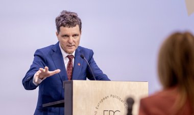 Raportul prezentat de președinte liderilor europeni: Atacuri cibernetice, acțiuni secrete și propagandă.