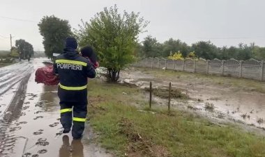 Pompierii au evacuat șase persoane, 4 adulți și 2 copii, din localitatea constănțeană Siliștea