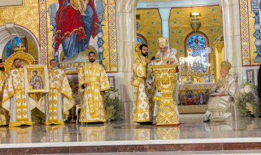 Patriarhul Daniel, despre sfințirea picturii Catedralei Naționale: Un moment luminos de întărire a credinței și a iubirii frățești