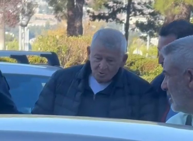 Sorin Oprescu a fost reţinut în Grecia