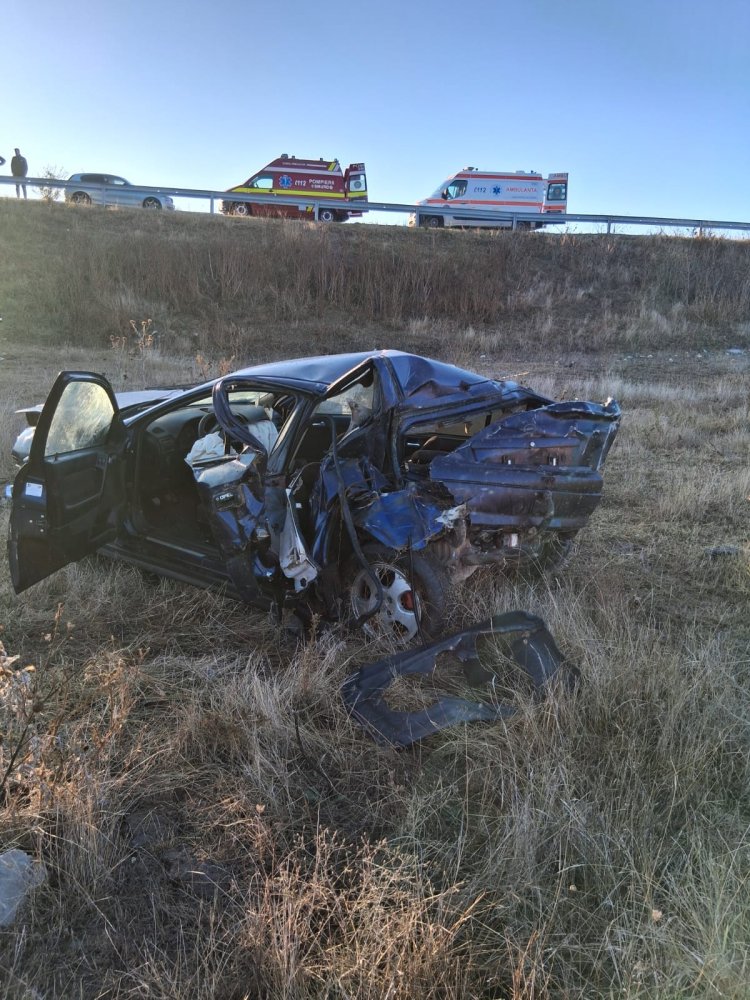 FOTO - Un tânăr de 24 de ani, decedat într-un accident în localitatea Crișan, județul Constanța
