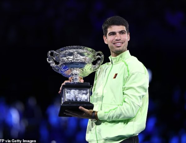 Carlos Alcaraz câștigă la Australian Open și devine cel mai tânăr jucător cu toate titlurile de Grand Slam