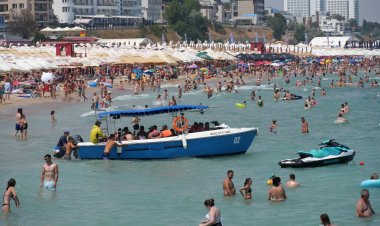 Rusaliile și weekendul prelungit de 1 Iunie dau startul vacanțelor de vară. Cazare de la 47 de lei pe noapte pe Riviera Românească