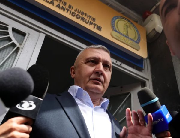 Șeful Statului Major al Apărării, Gheorghiță Vlad, urmărit penal pentru complicitate la uzurparea funcției