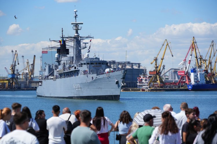 Fregata  Regina Maria a revenit în portul militar Constanța, după participarea cu succes la Operația EUNAVFOR MED IRINI