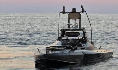 Dronă marină care dădea târcoale în zona platformei Neptun Deep, distrusă de un F-16 al României