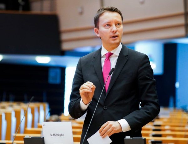 Nicușor Dan l-a desemnat pe Siegfried Mureșan pentru funcția de premier